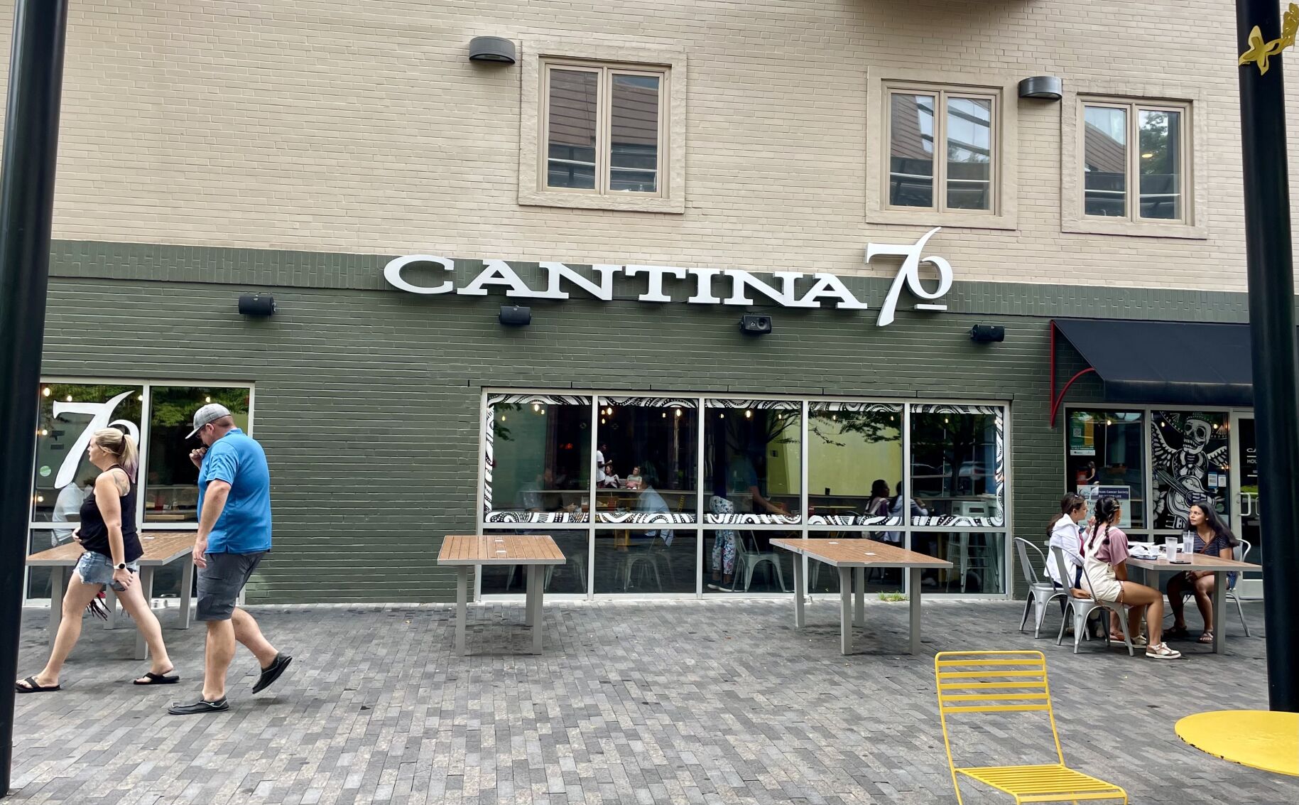 Cantina 76